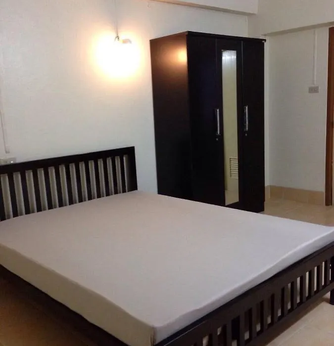 Jirapong Apartment-1